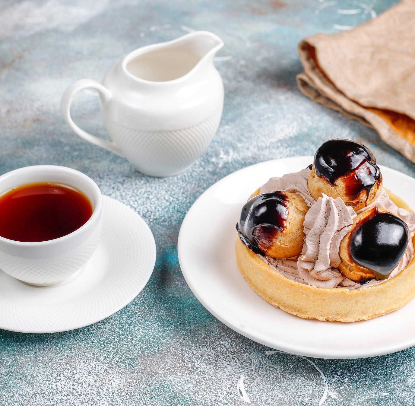 Afternoon Tea Cruise on the Thames in Oxford