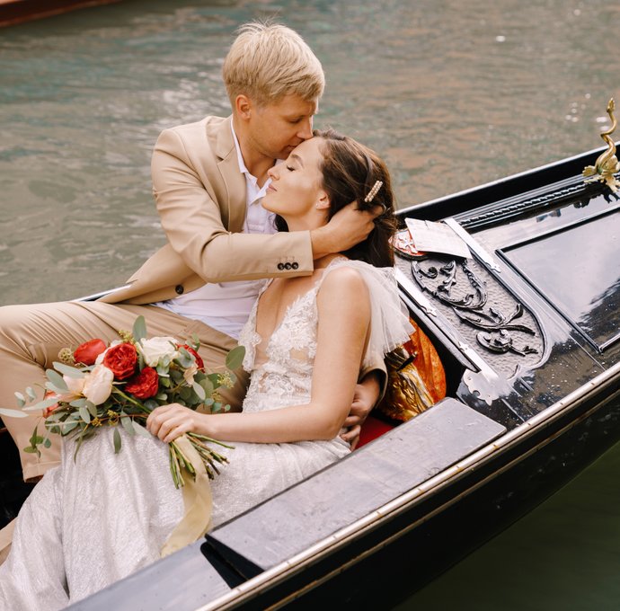 romantic couple transfers