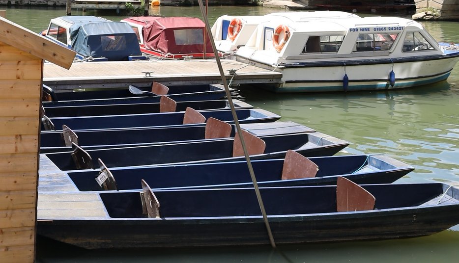 18 foot pleasure punt for sale