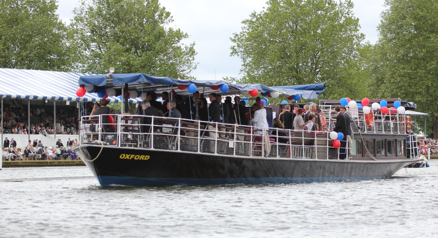 Henley Royal Regatta atmosphere